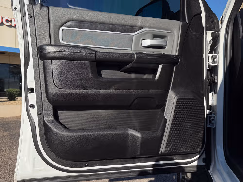 2020 Ram 3500 Big Horn Image 17