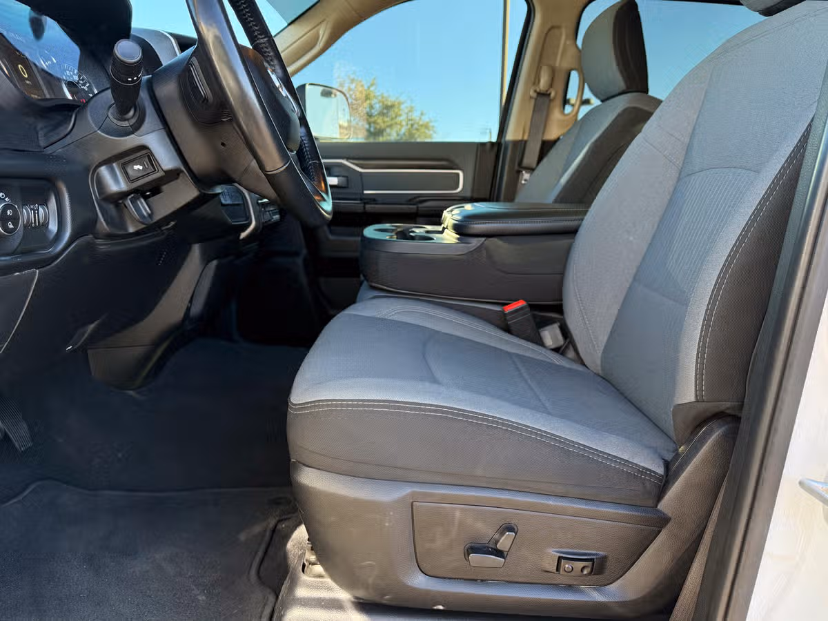 2020 Ram 3500 Big Horn Image 19