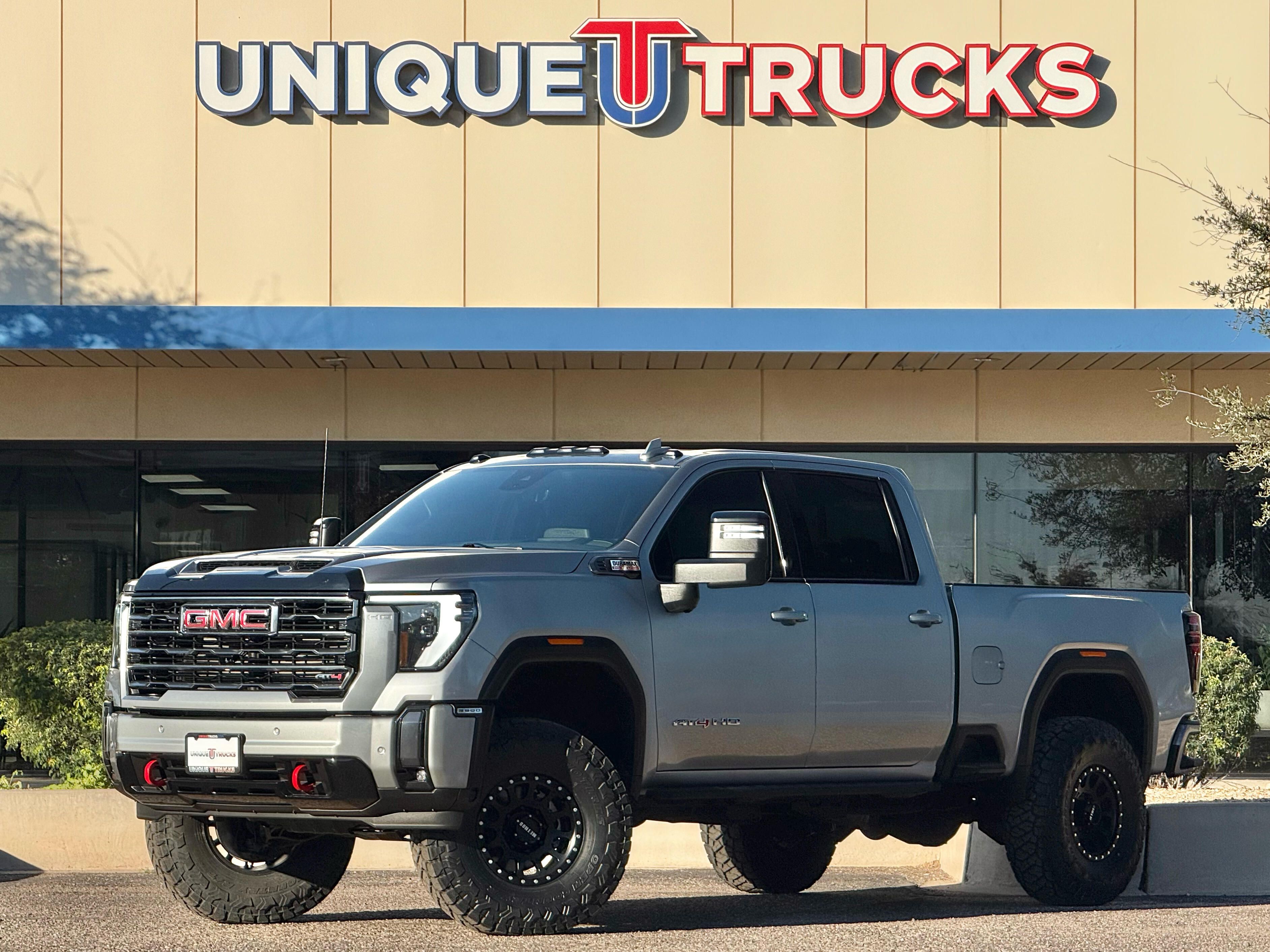2024 GMC Sierra 2500HD AT4's photo