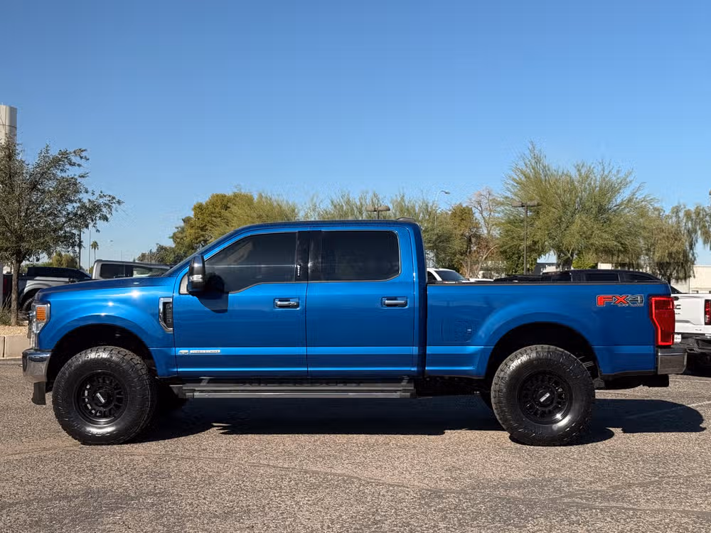 2022 Ford F-250 Super Duty Lariat Image 10