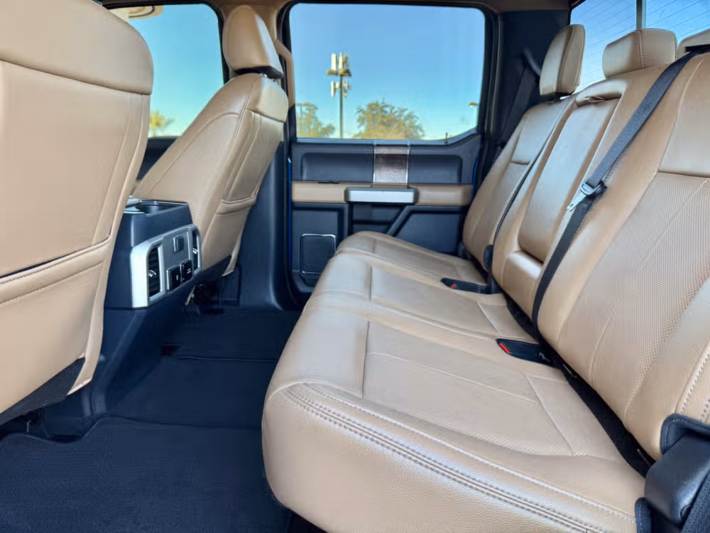 2022 Ford F-250 Super Duty Lariat Image 23