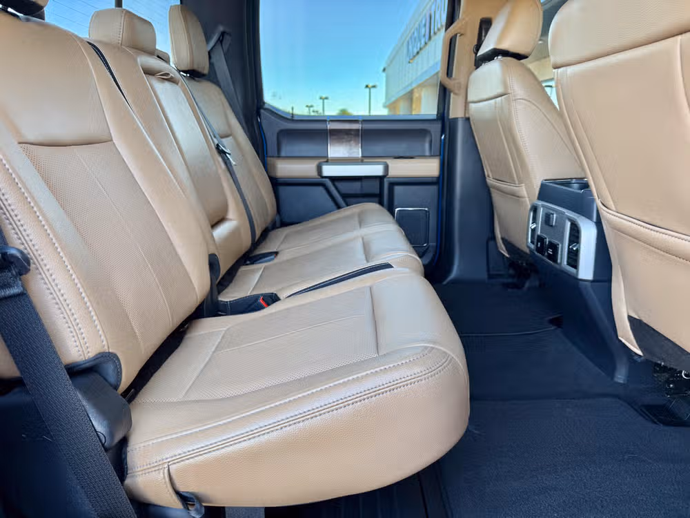 2022 Ford F-250 Super Duty Lariat Image 27