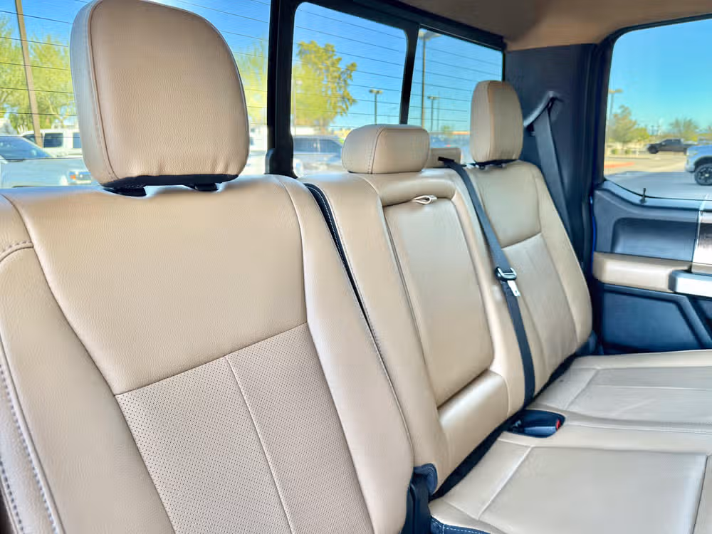 2022 Ford F-250 Super Duty Lariat Image 28