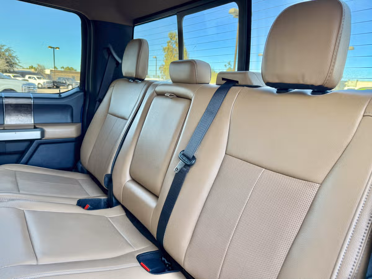 2022 Ford F-250 Super Duty Lariat Image 24