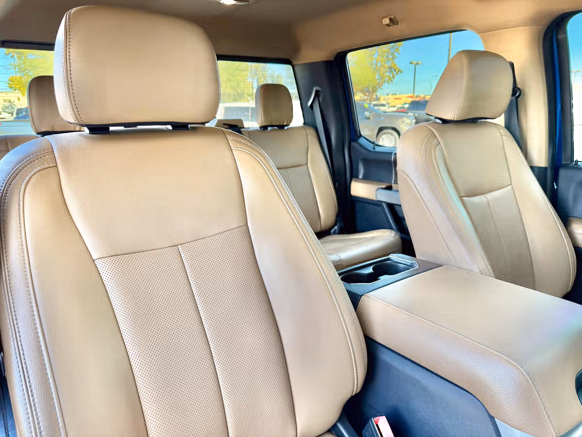 2022 Ford F-250 Super Duty Lariat Image 31