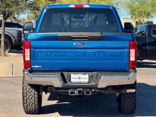 2022 Ford F-250 Super Duty Lariat Lower Image 3