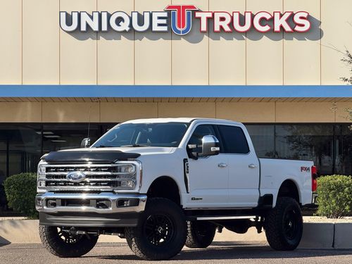 C19310 - 2025 Ford F-350 Super Duty Lariat