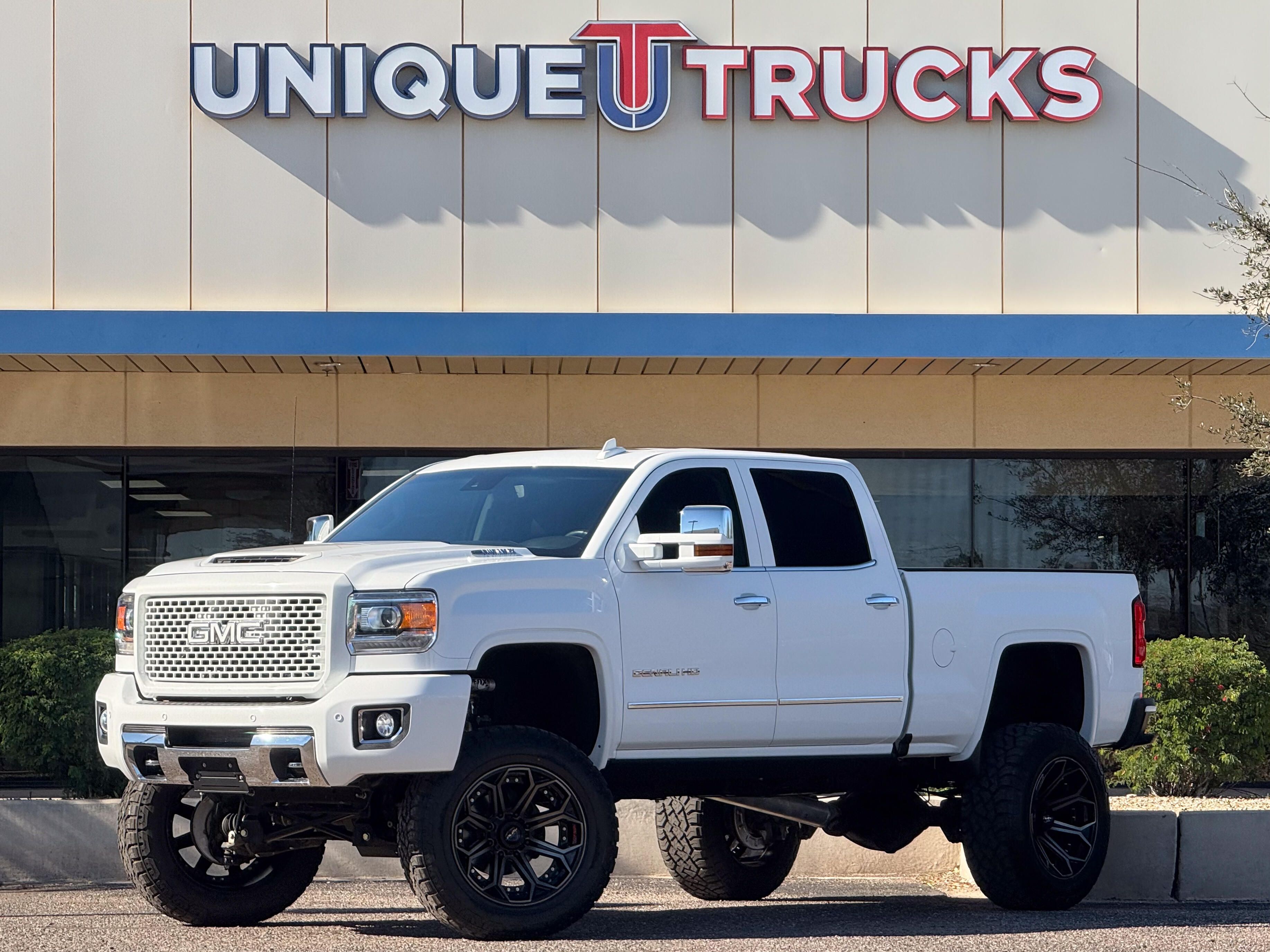 2017 GMC Sierra Denali's photo