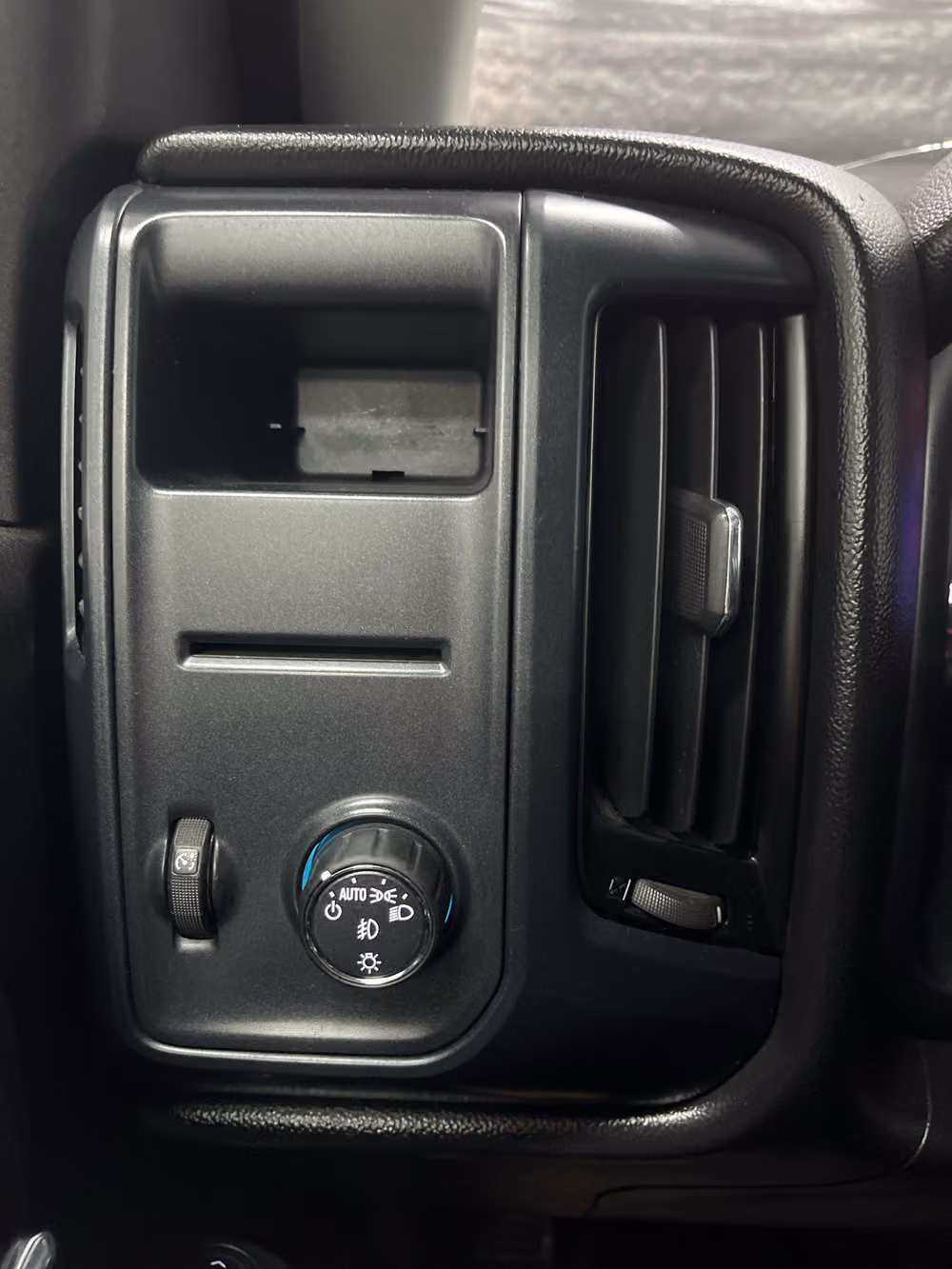 2017 GMC Sierra 1500 Base Image 19
