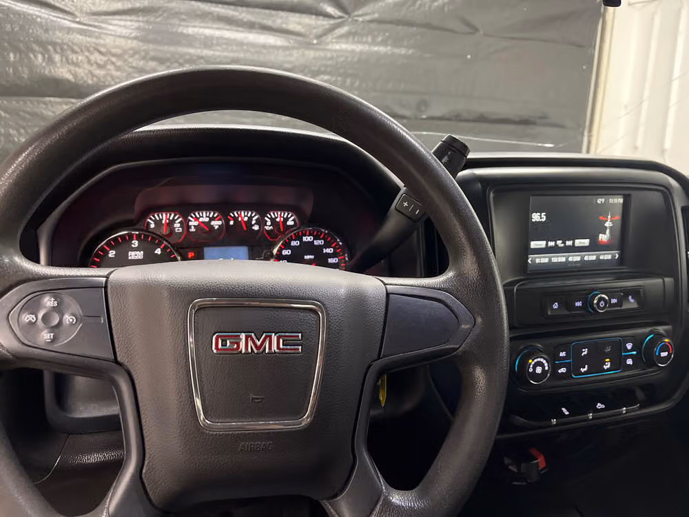 2017 GMC Sierra 1500 Base Image 13