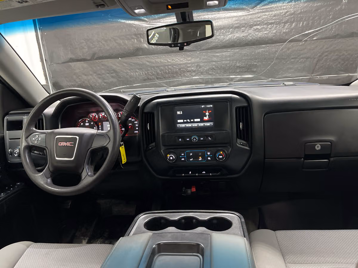 2017 GMC Sierra 1500 Base Image 12