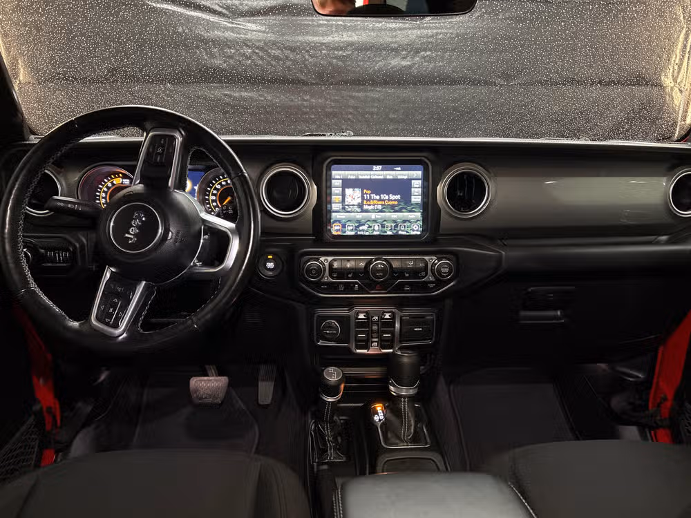 2021 Jeep Wrangler Unlimited Sahara Image 10