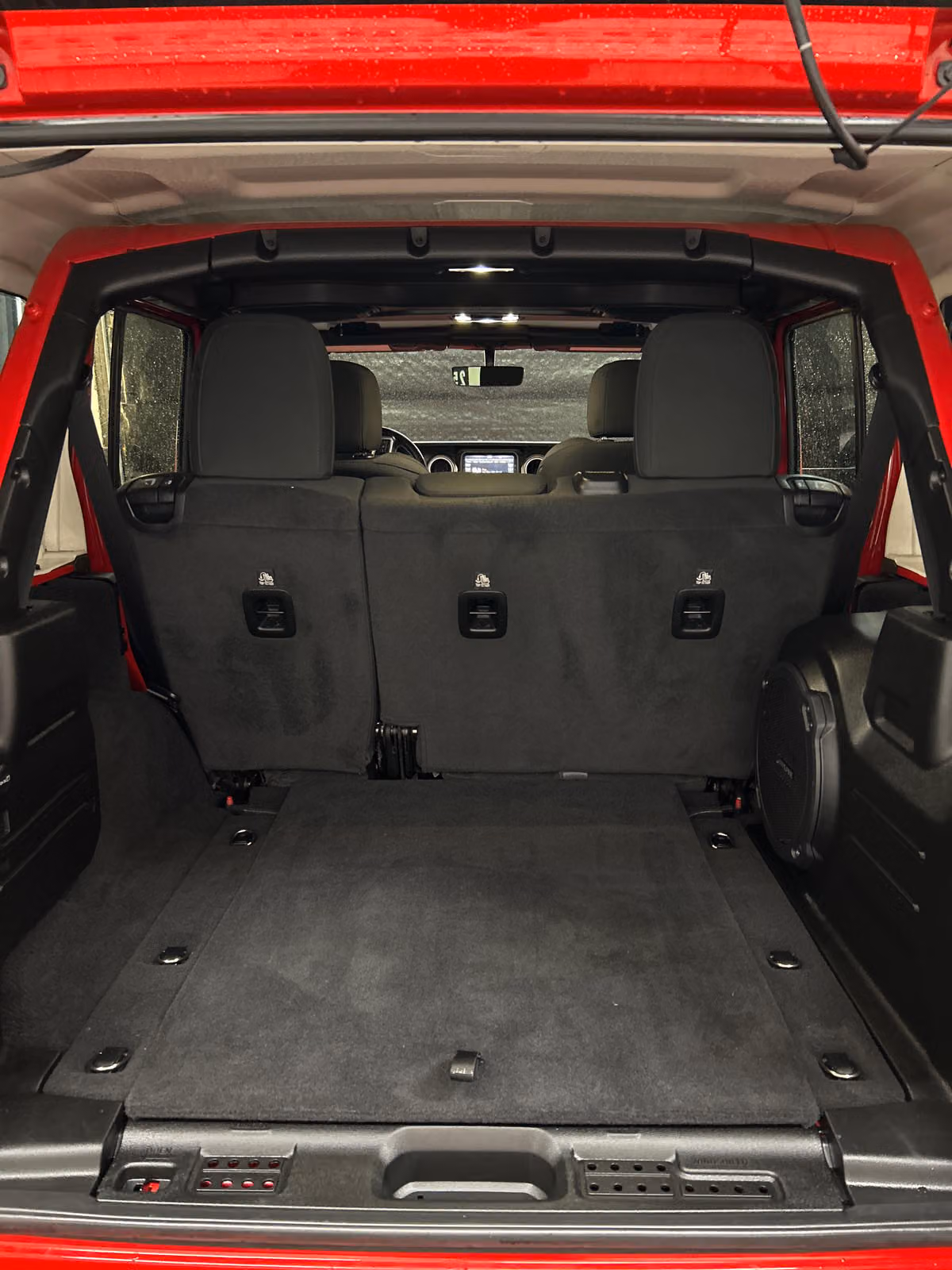 2021 Jeep Wrangler Unlimited Sahara Image 12