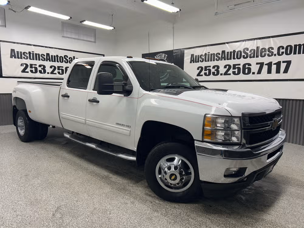 2012 Chevrolet Silverado HD LT 4WD Crew Cab LWB DRW's photo