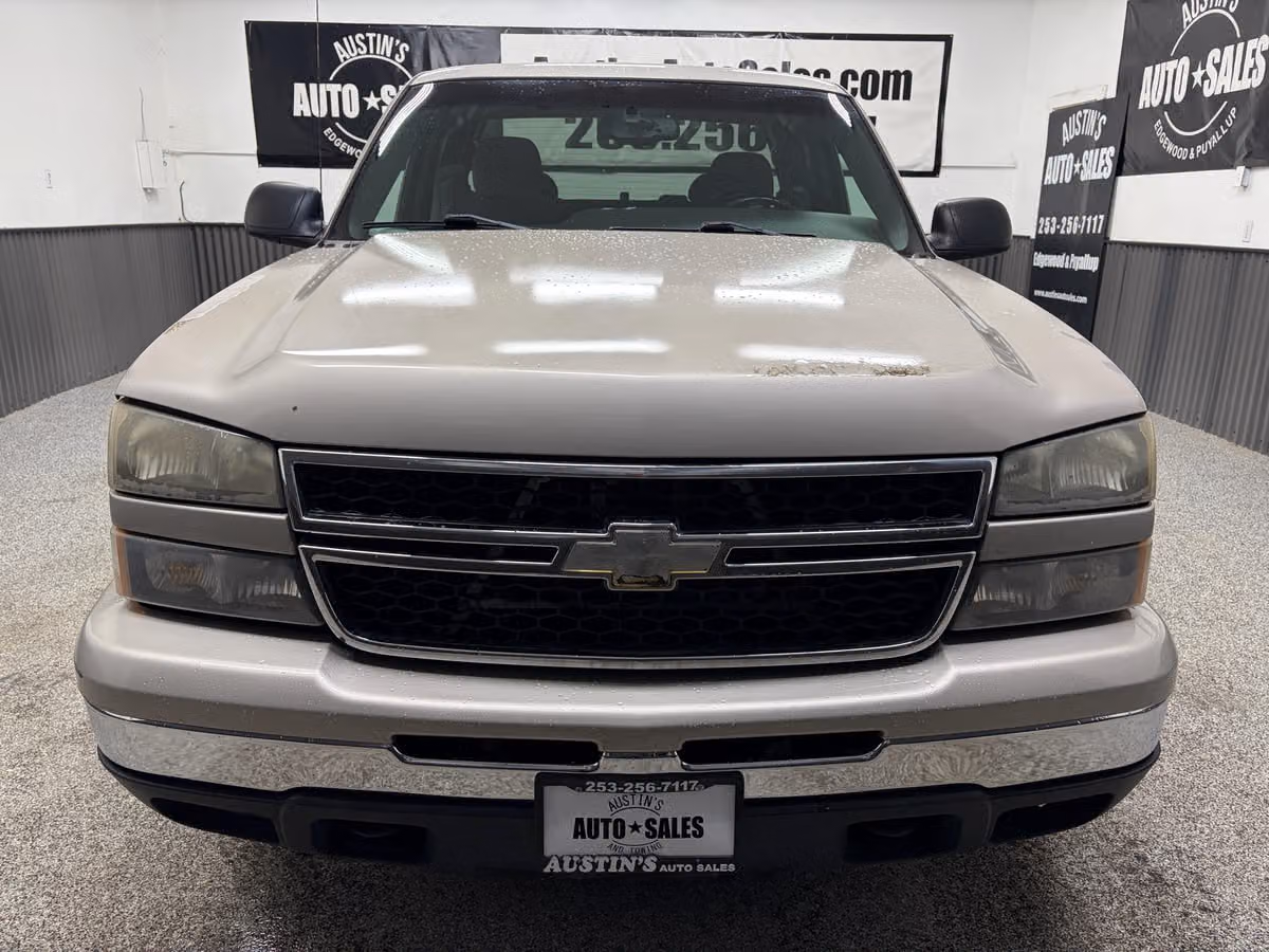 2007 Chevrolet Silverado 1500 Classic LT2 Extended Cab Image 5