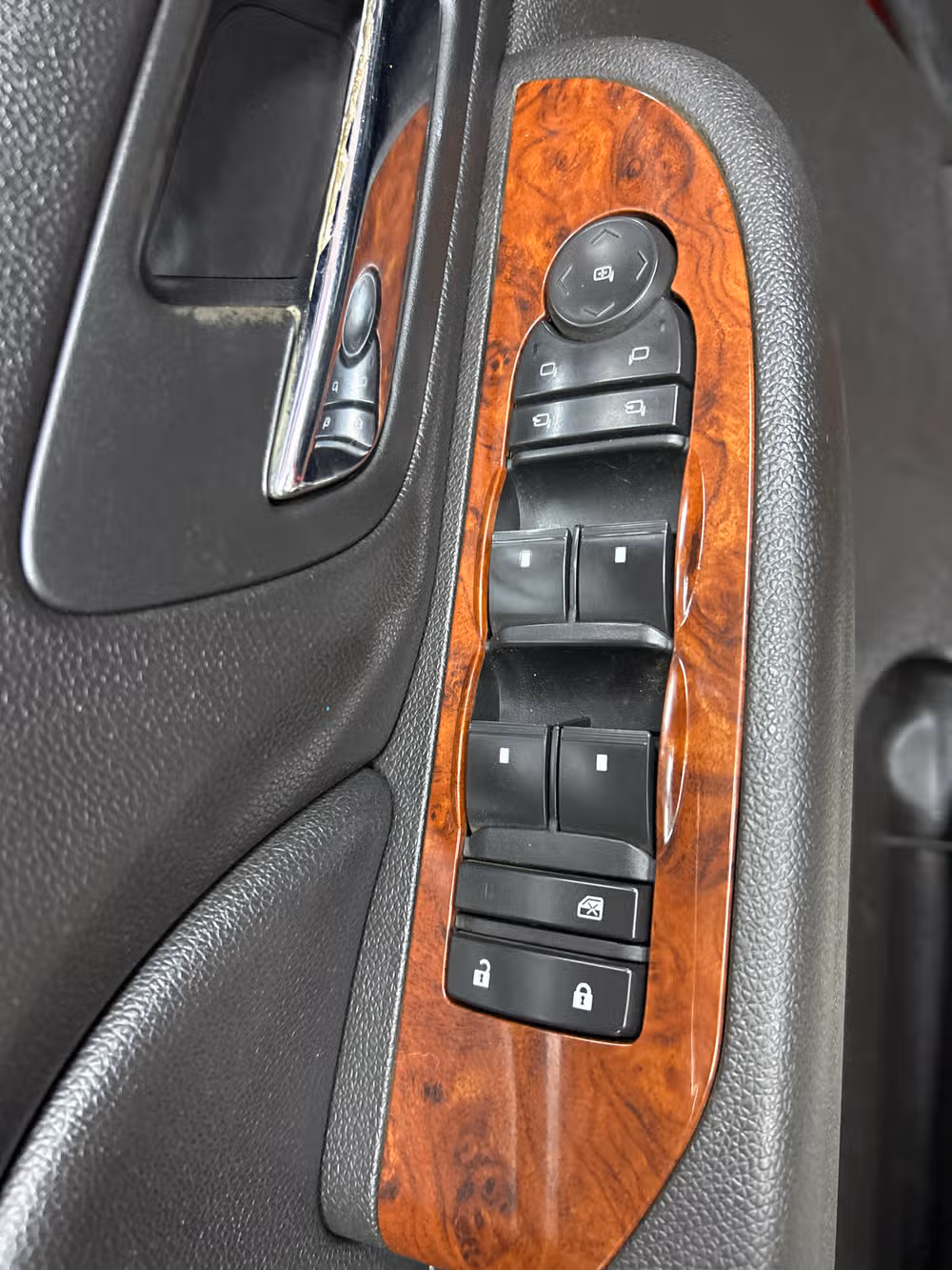 2009 Chevrolet Silverado 1500 LTZ Image 9