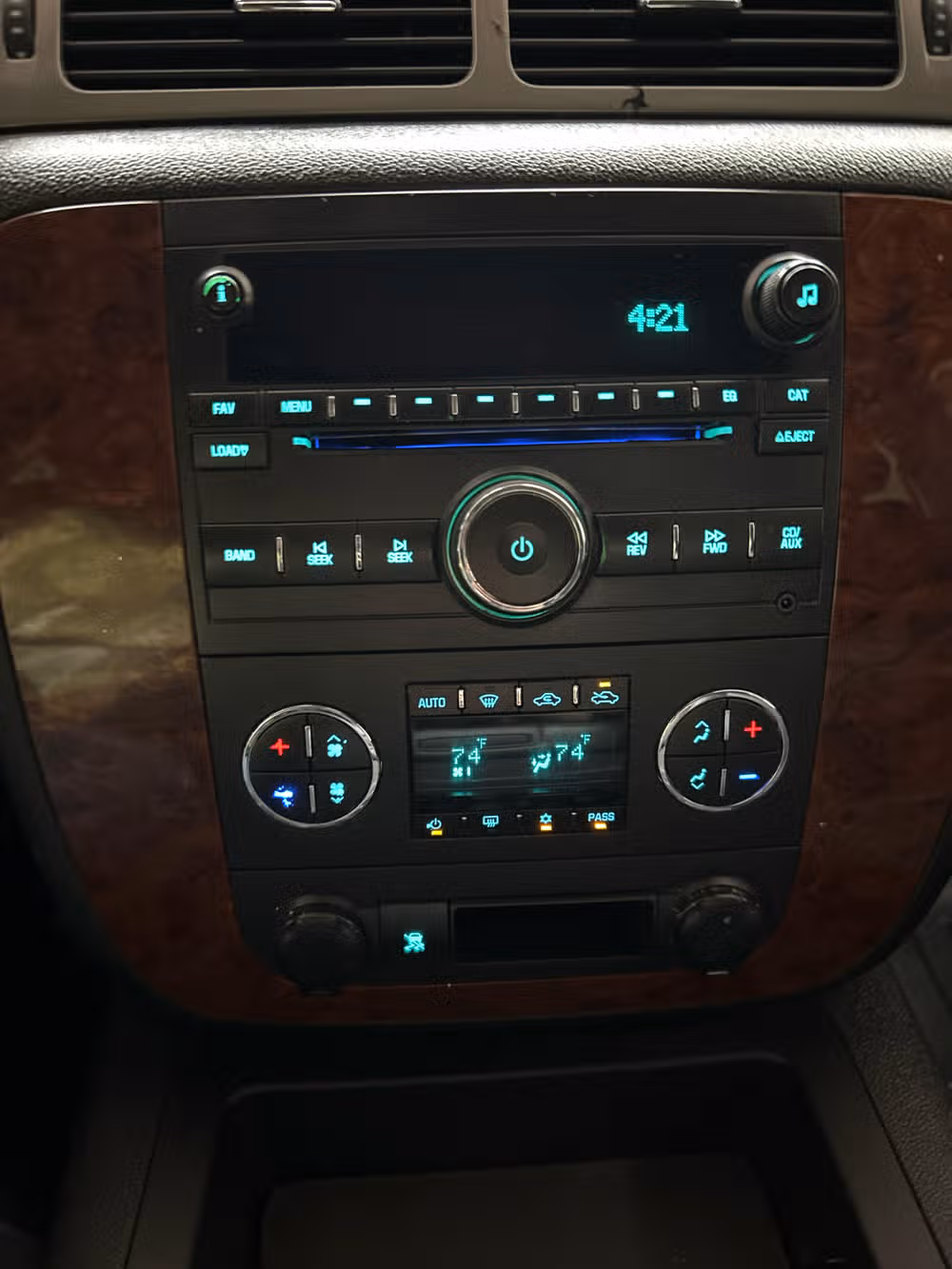 2009 Chevrolet Silverado 1500 LTZ Image 15