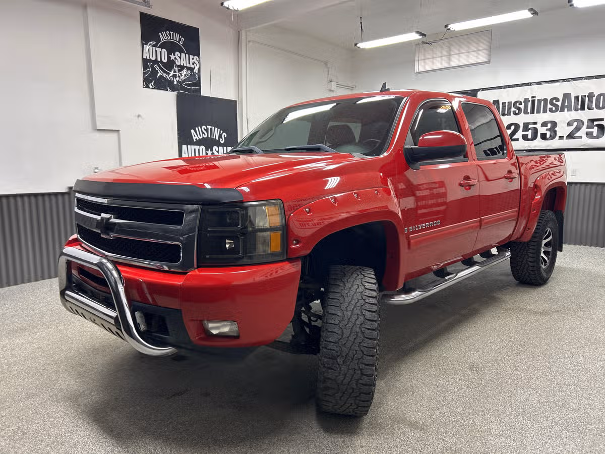 2009 Chevrolet Silverado 1500 LTZ Image 3