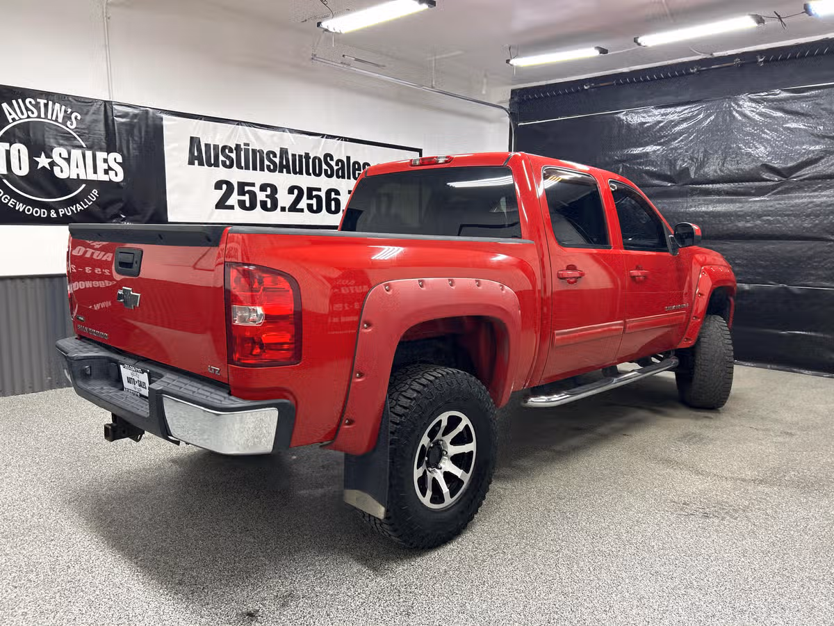 2009 Chevrolet Silverado 1500 LTZ Image 6