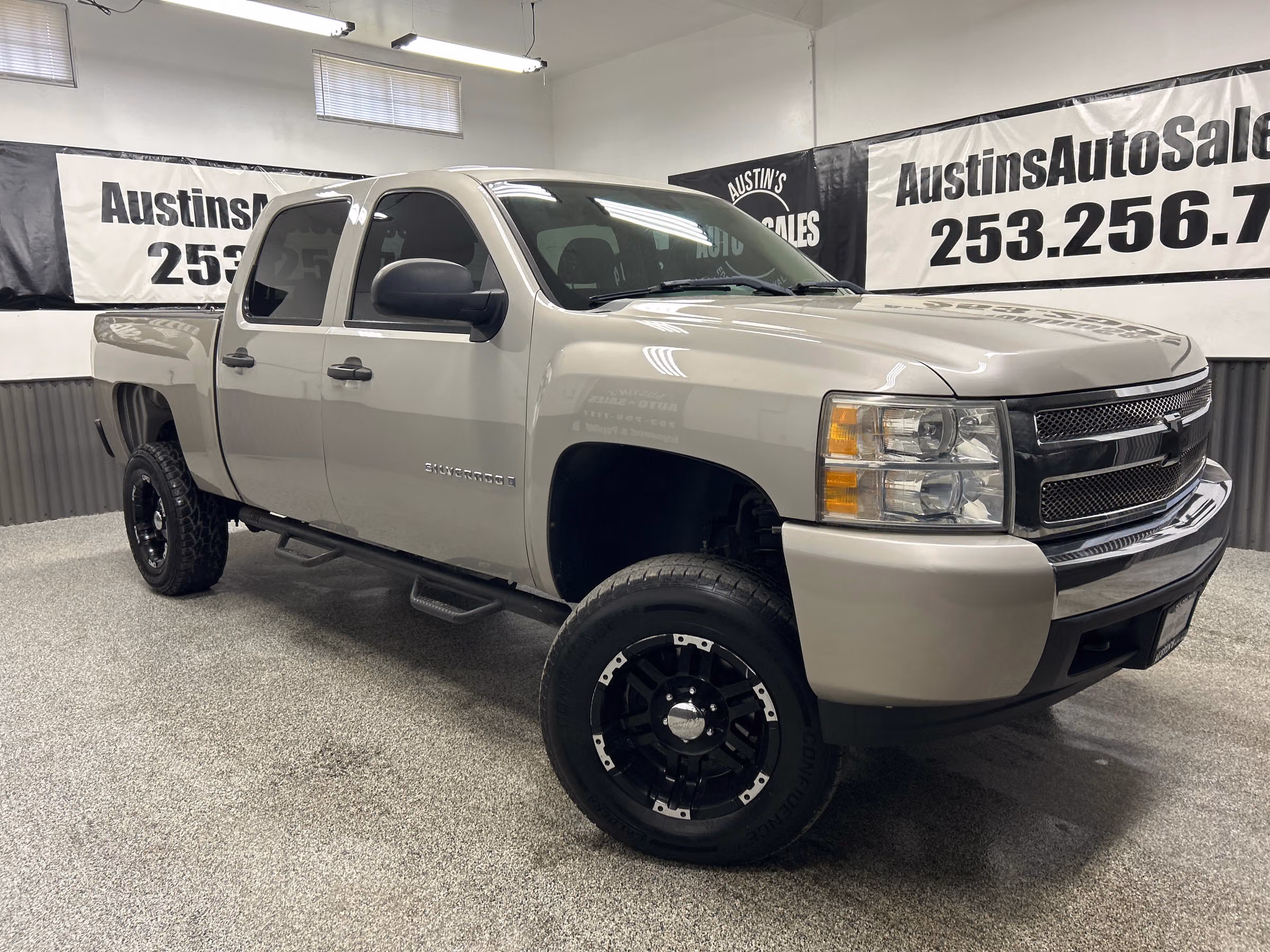2008 Chevrolet Silverado 1500 LT1 Image 1