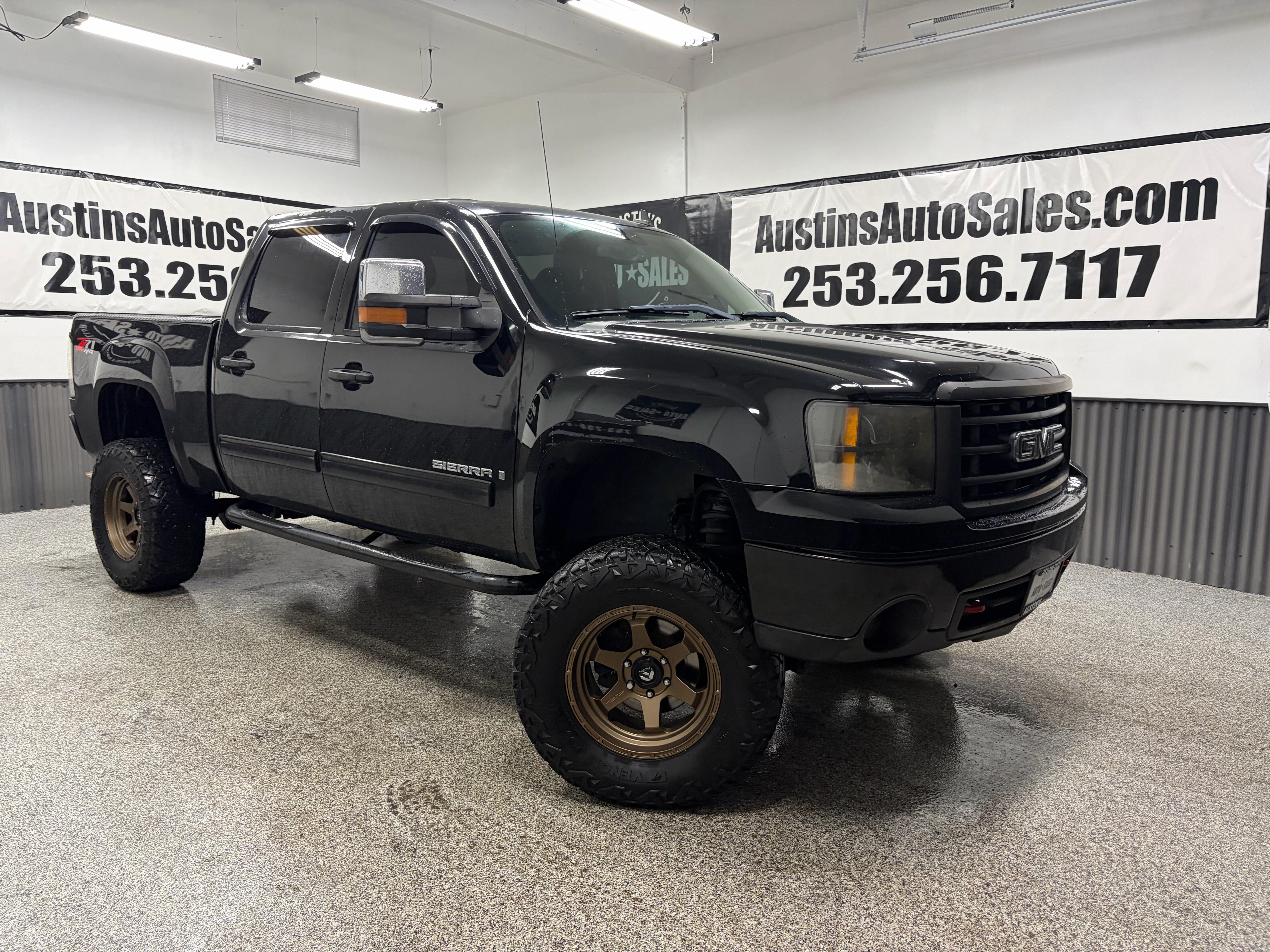 2008 GMC Sierra 4WD Crew Cab Work Truck SWB's photo