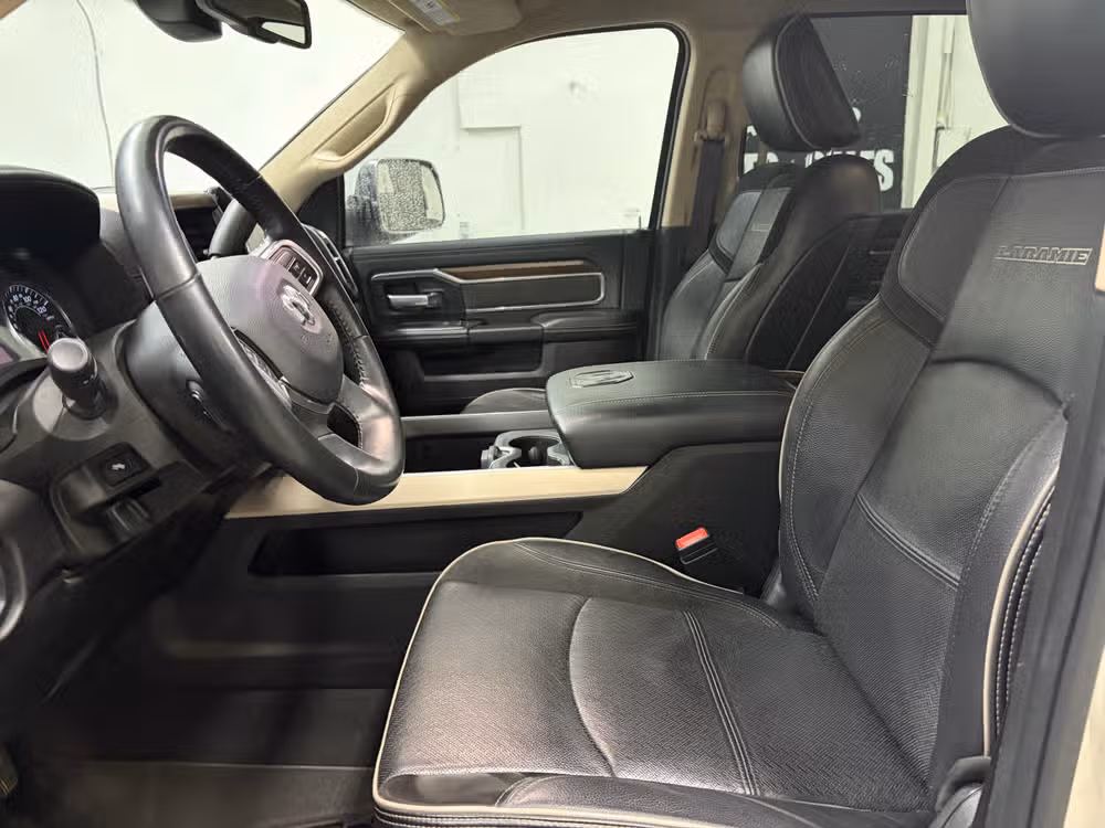 2022 Ram 3500 Laramie Image 20