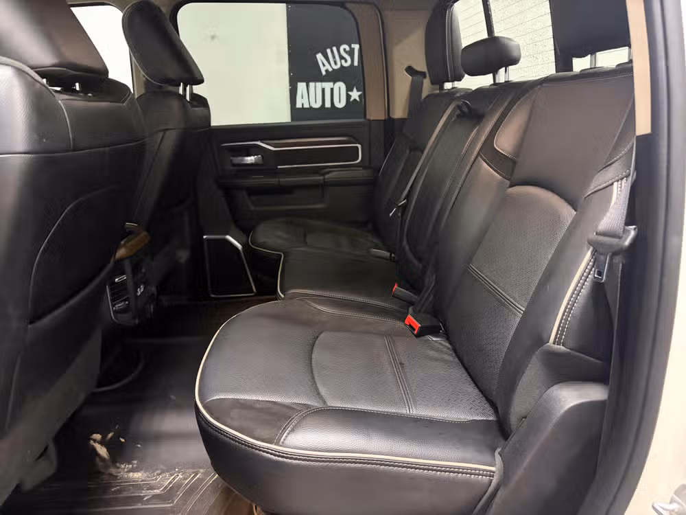 2022 Ram 3500 Laramie Image 21