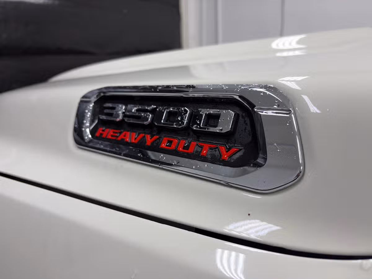 2022 Ram 3500 Laramie Image 9