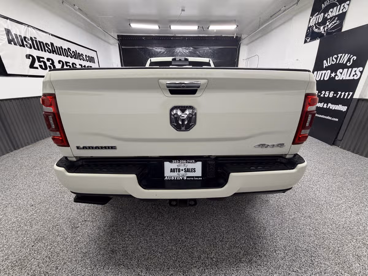 2022 Ram 3500 Laramie Image 4