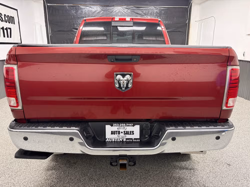 2015 Ram 3500 Laramie Lower Image 2