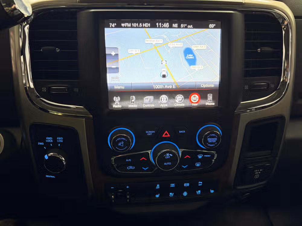 2015 Ram 3500 Laramie Image 13