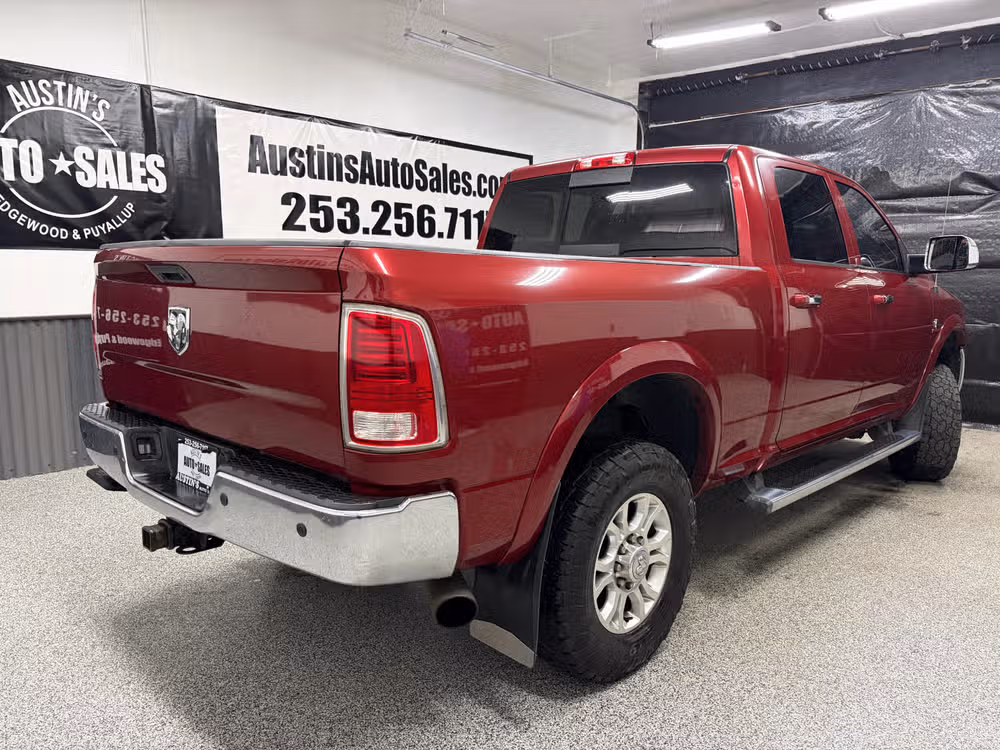 2015 Ram 3500 Laramie Image 3