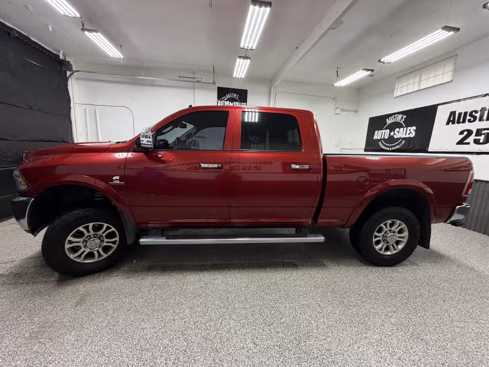 2015 Ram 3500 Laramie Image 7