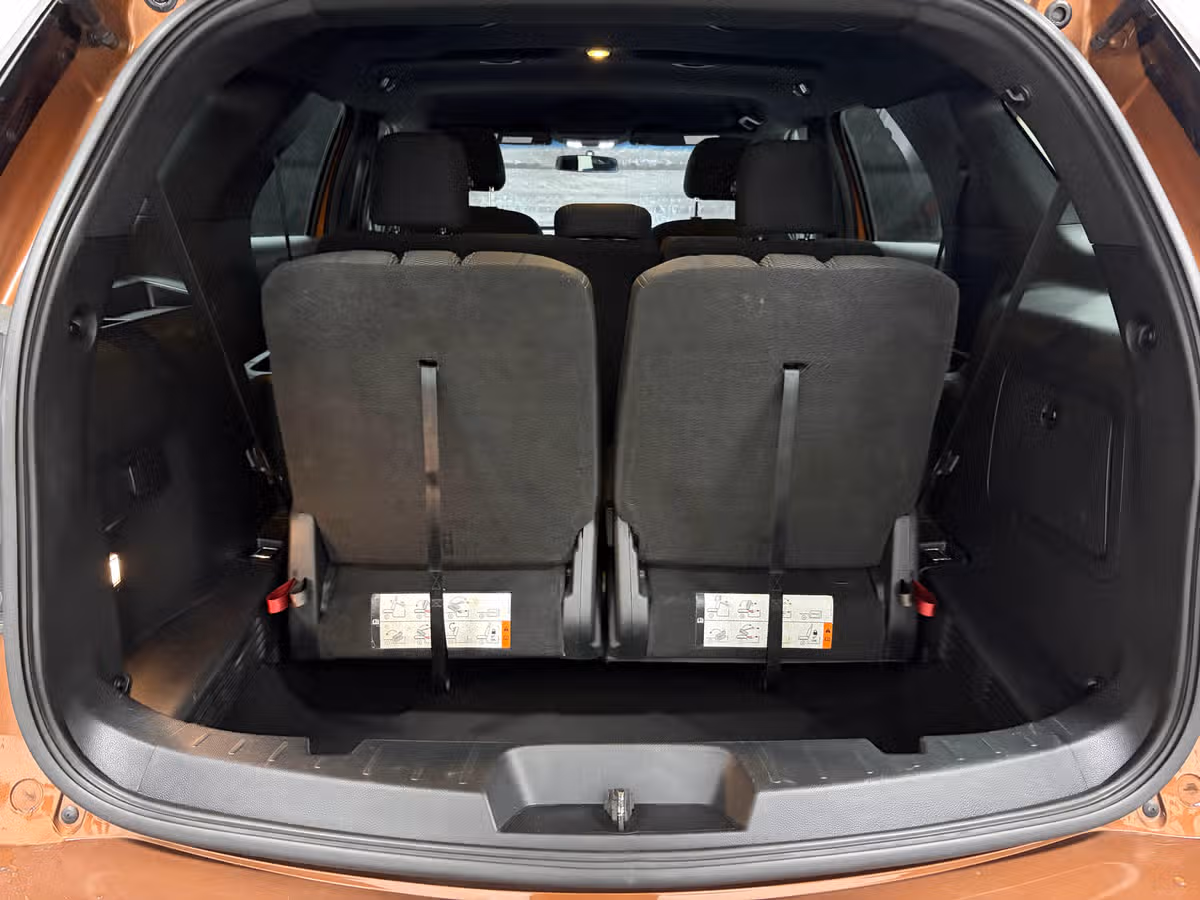 2017 Ford Explorer XLT Image 20