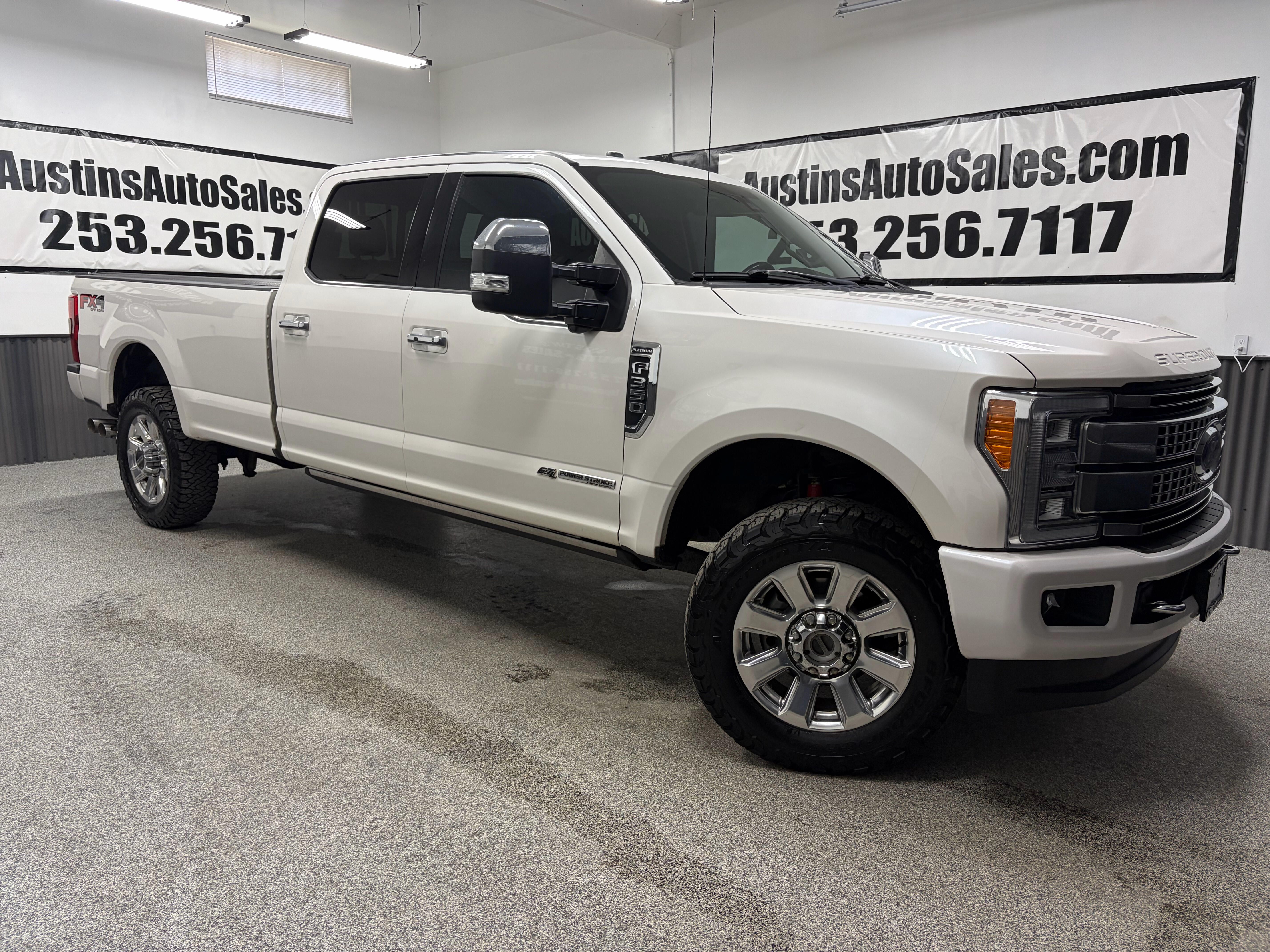 2017 Ford F-350 Platinum 4x4 Crew Cab 6-1/2' Box SRW's photo
