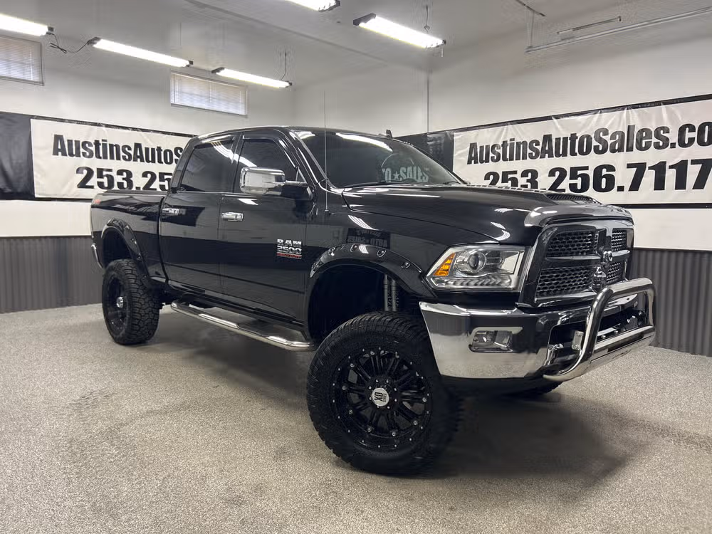 2015 RAM 2500 Laramie 4X4 Crew Cab SWB's photo