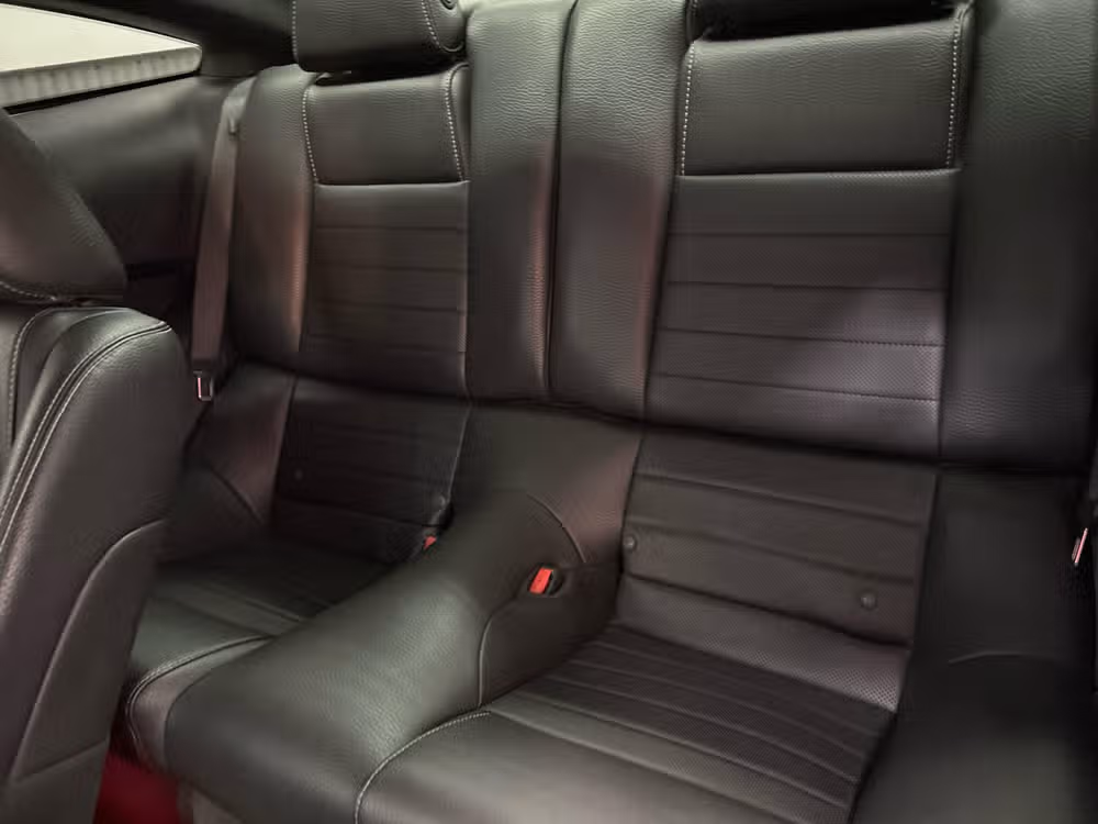 2011 Ford Mustang GT Premium Image 10