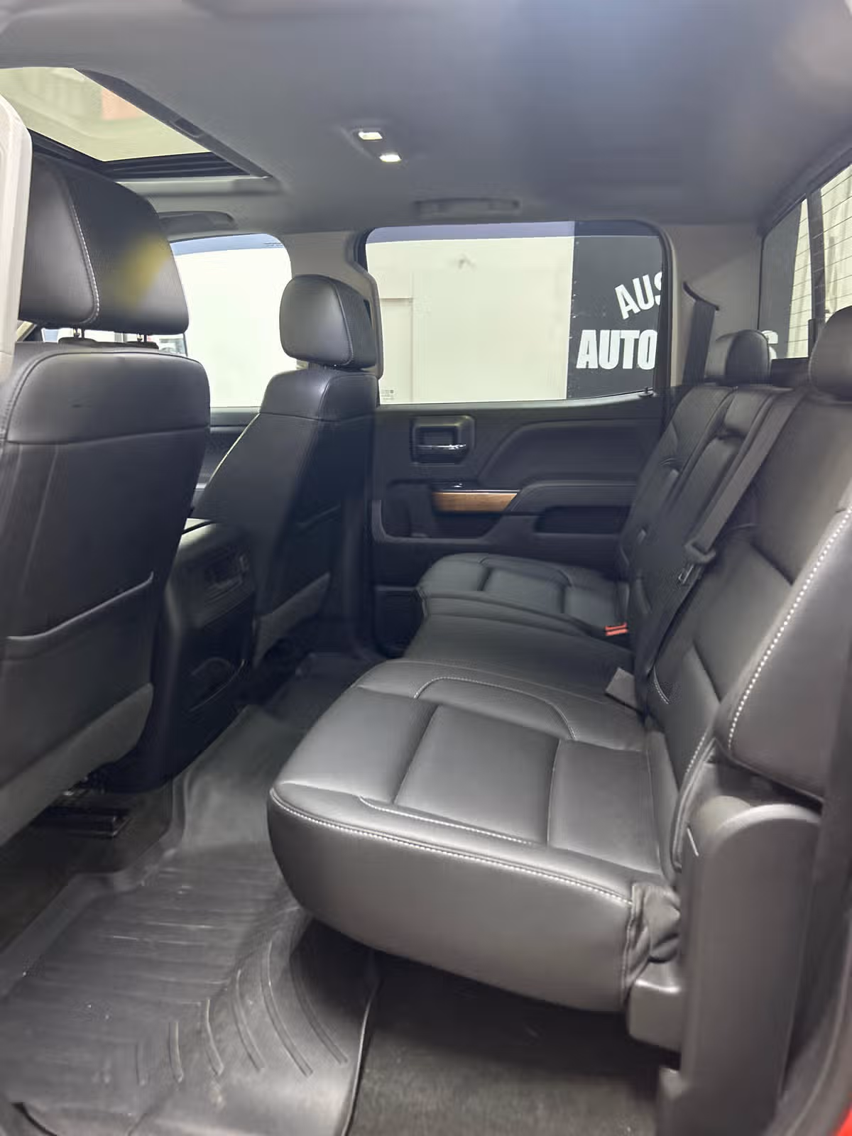 2019 Chevrolet Silverado 3500HD LTZ Image 10