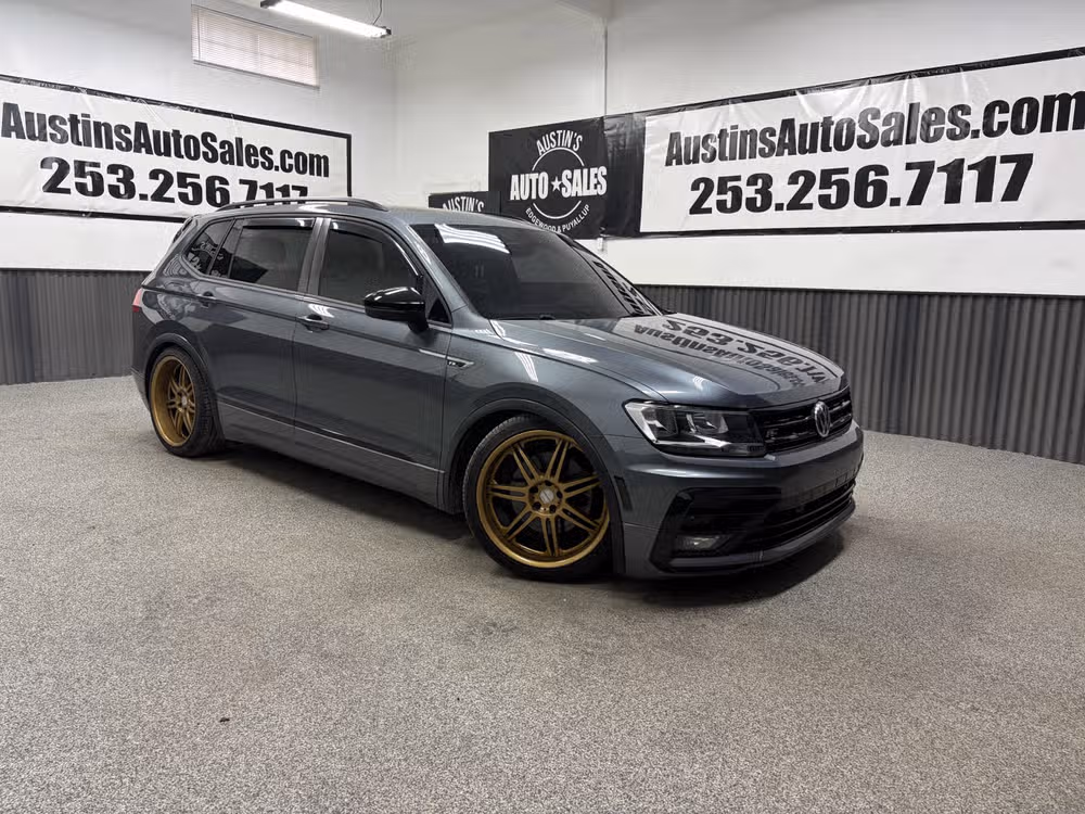 2020 Volkswagen Tiguan 2.0T SE R-Line Black 4WD's photo