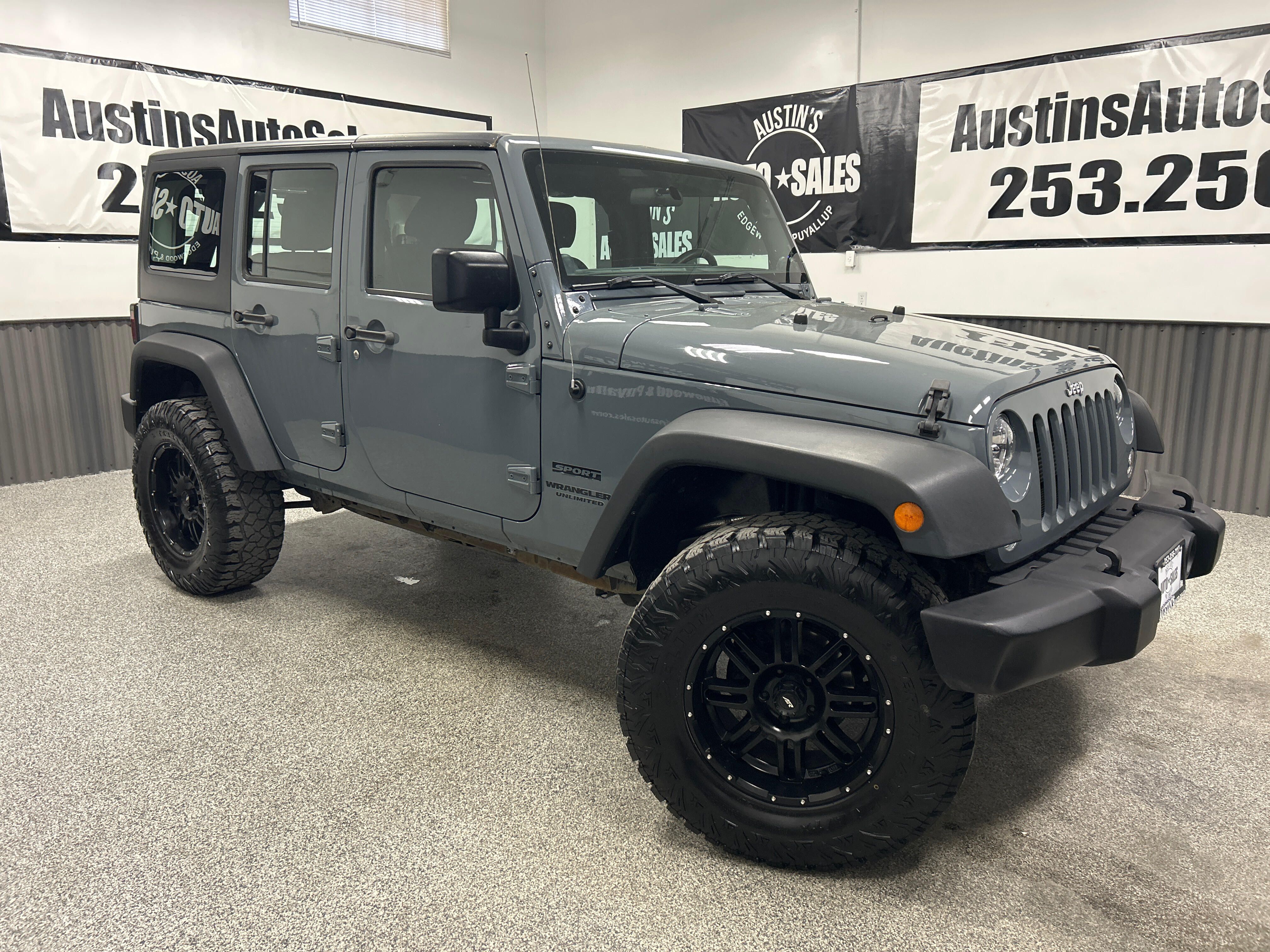 2014 Jeep Wrangler Sport's photo