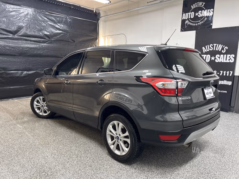 2017 Ford Escape SE Image 4