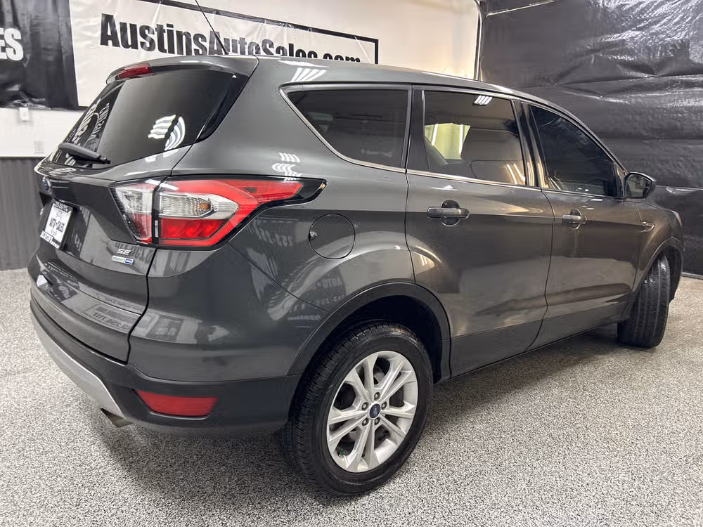2017 Ford Escape SE Image 6