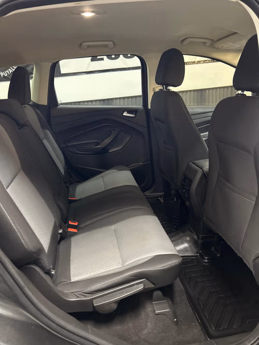 2017 Ford Escape SE Image 13