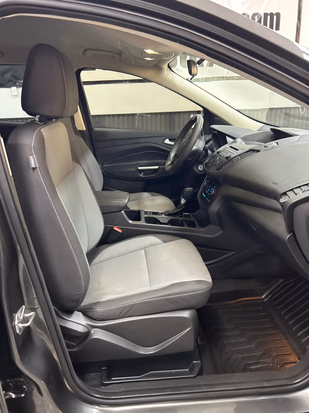 2017 Ford Escape SE Image 14