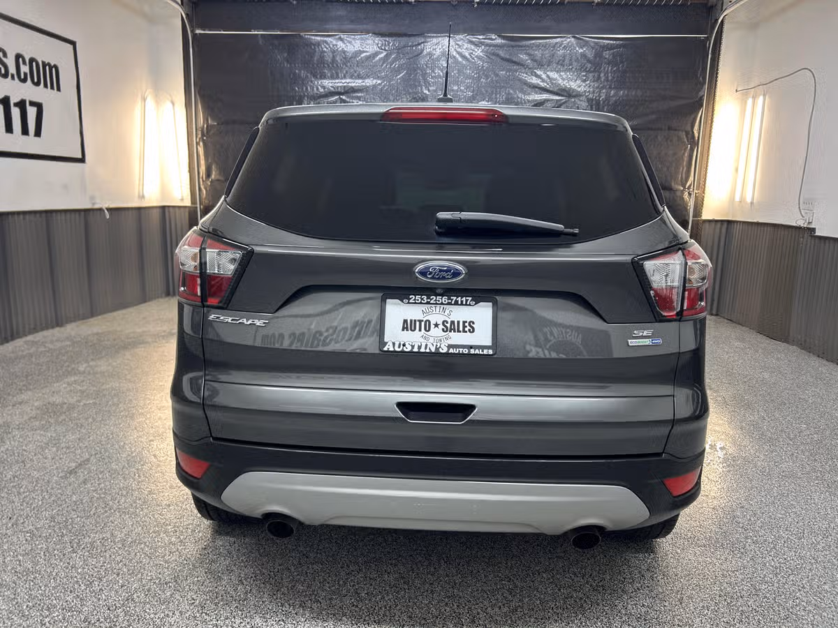 2017 Ford Escape SE Image 5