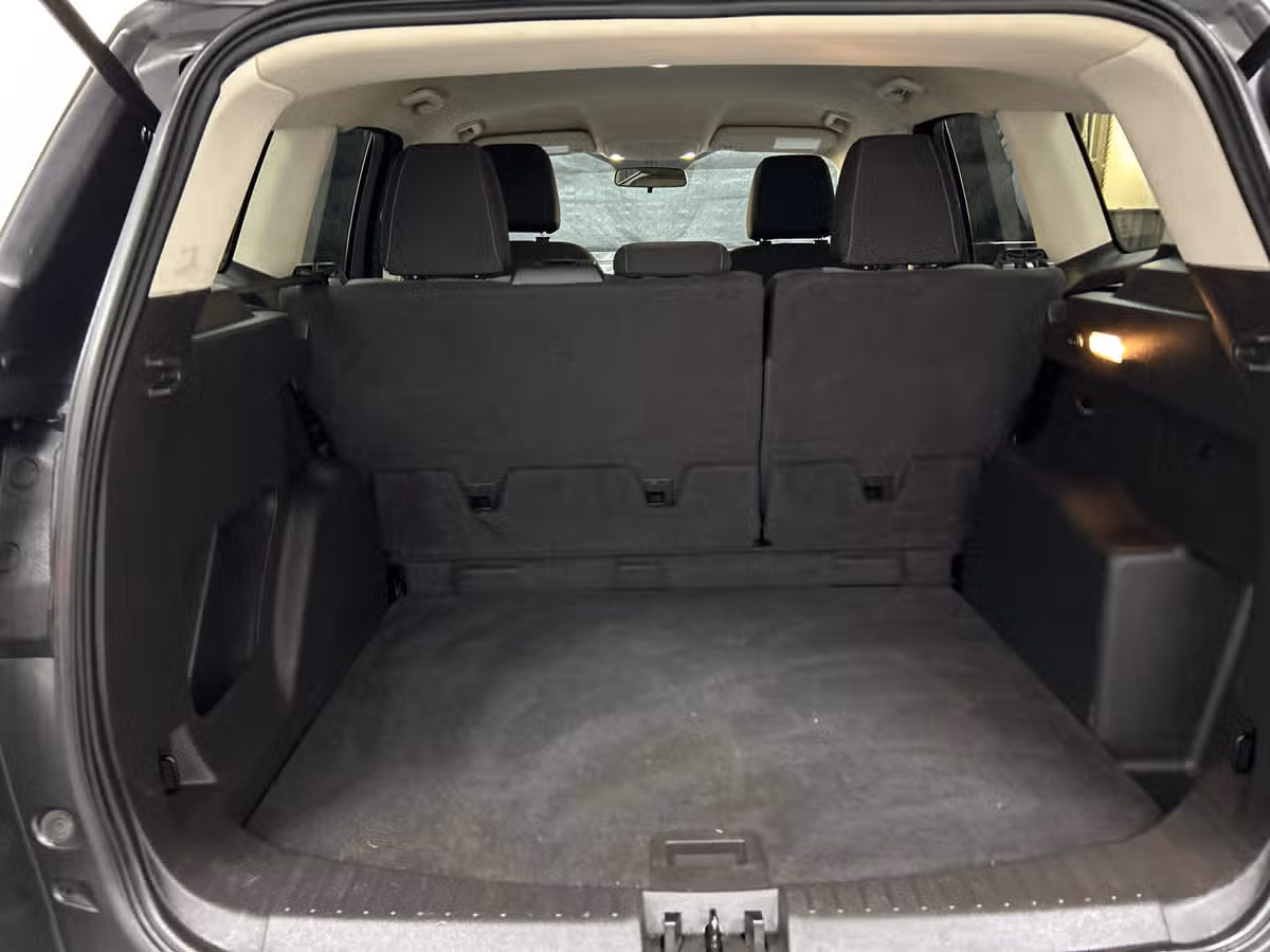 2017 Ford Escape SE Image 12