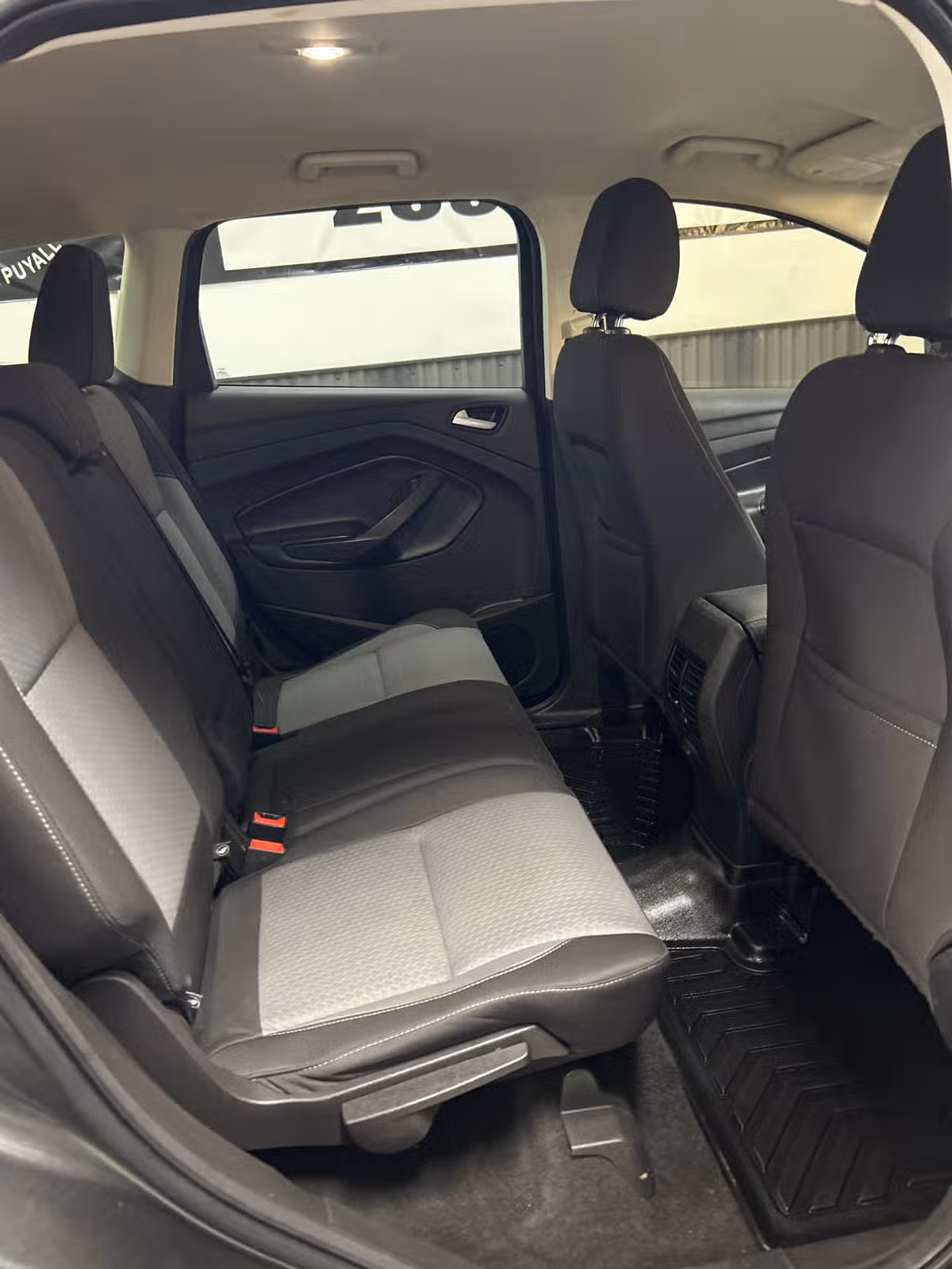 2017 Ford Escape SE Image 13