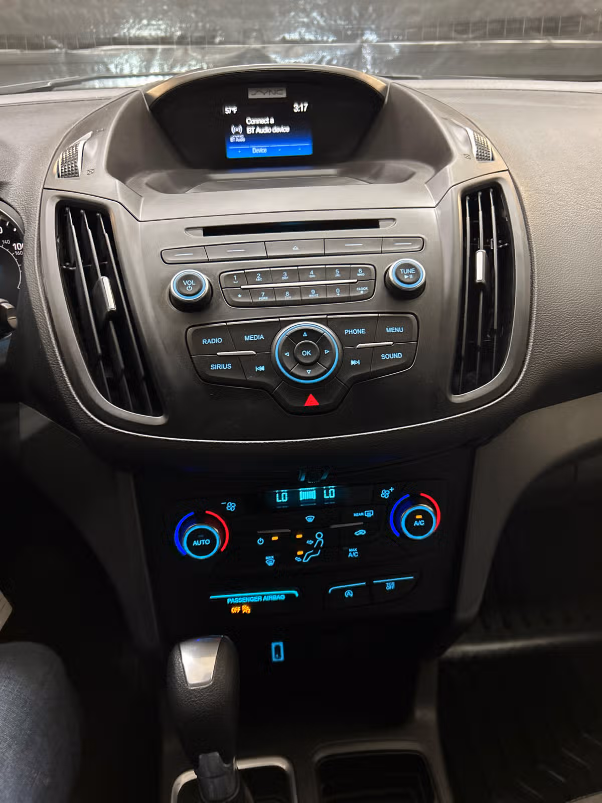 2017 Ford Escape SE Image 16