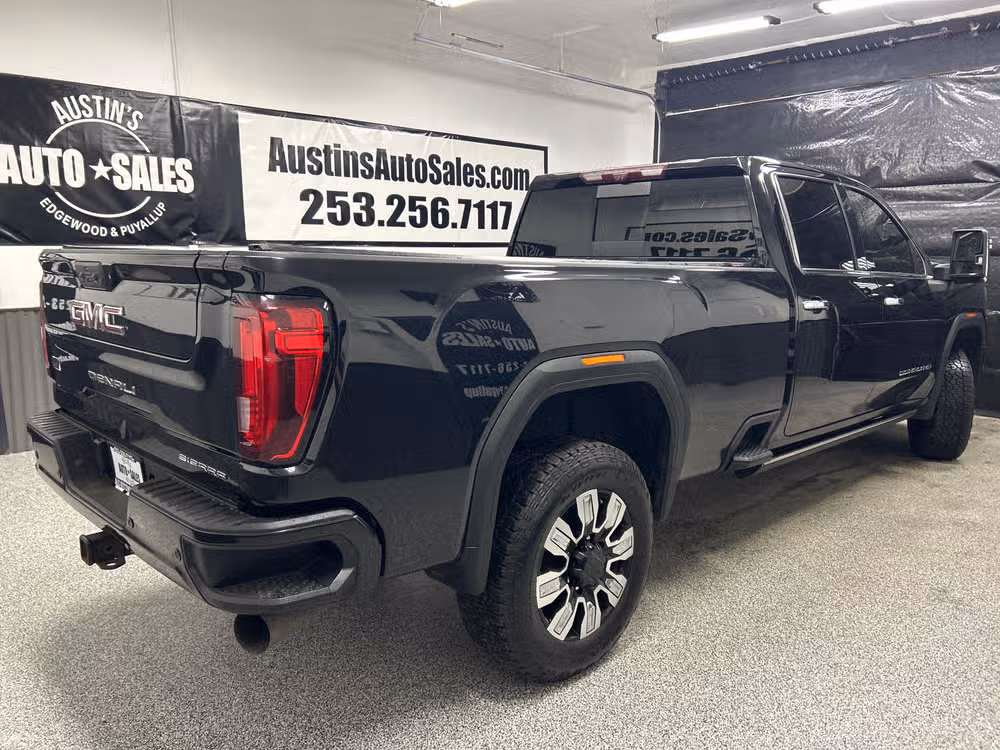 2021 GMC Sierra 3500HD Denali Image 6