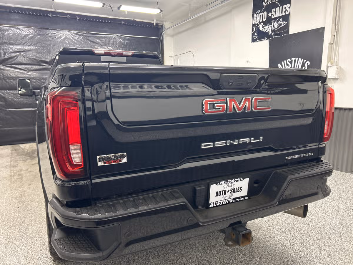 2021 GMC Sierra 3500HD Denali Image 5
